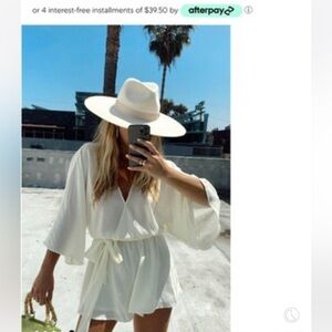 Worn once! lo romper